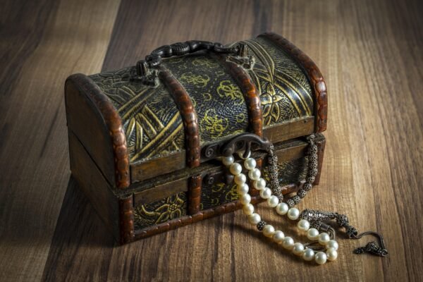 Coffre de chapelets - 20 pièces